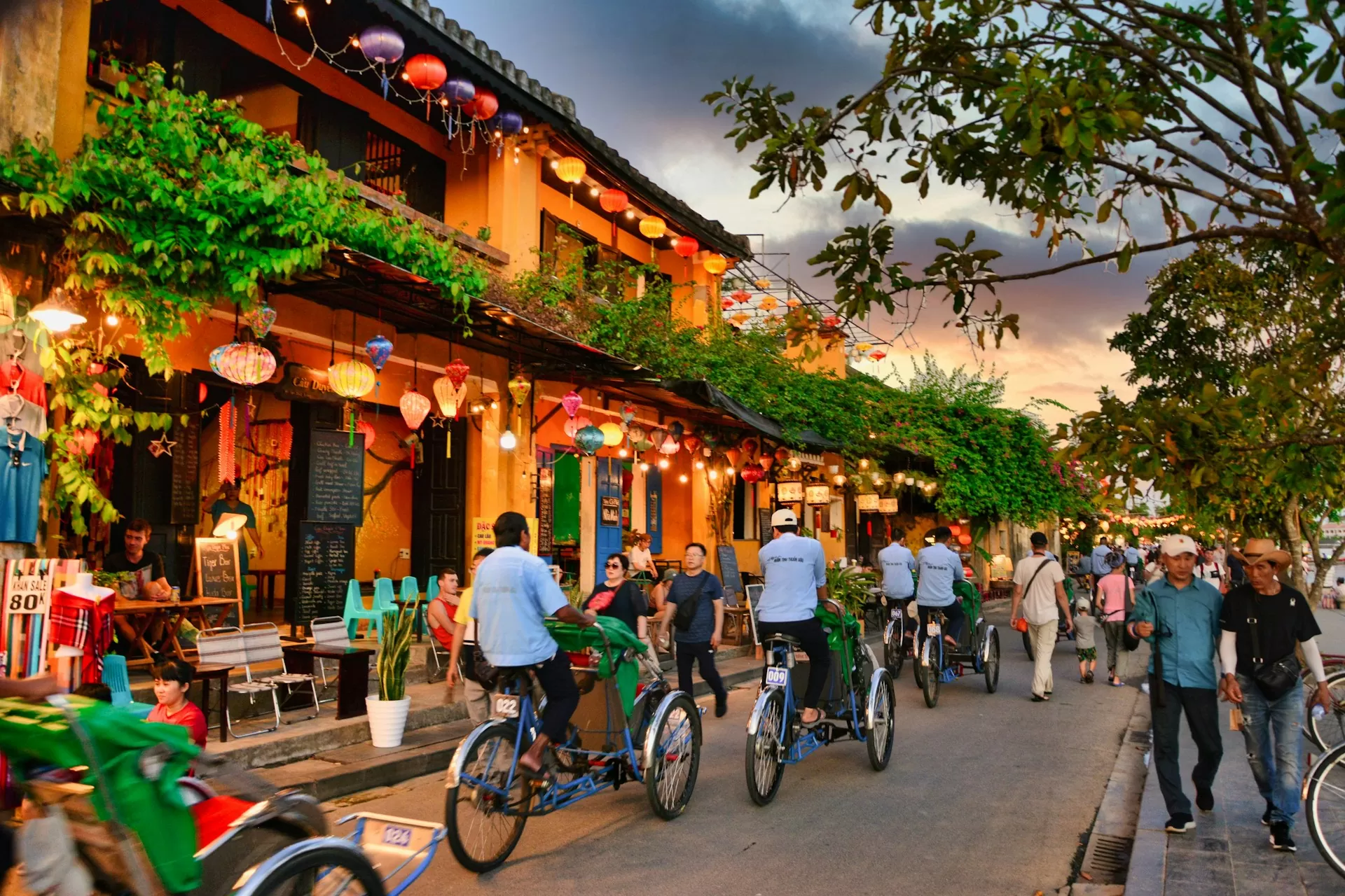 Central Vietnam Biking Tour Hue to Nha Trang 10 Days
